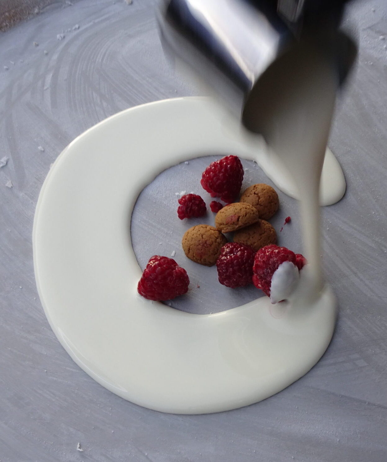 Vers bereide Ice Cream Rolls met winterse toppings van Loopers, live gemaakt op een kerst- of bedrijfsevent